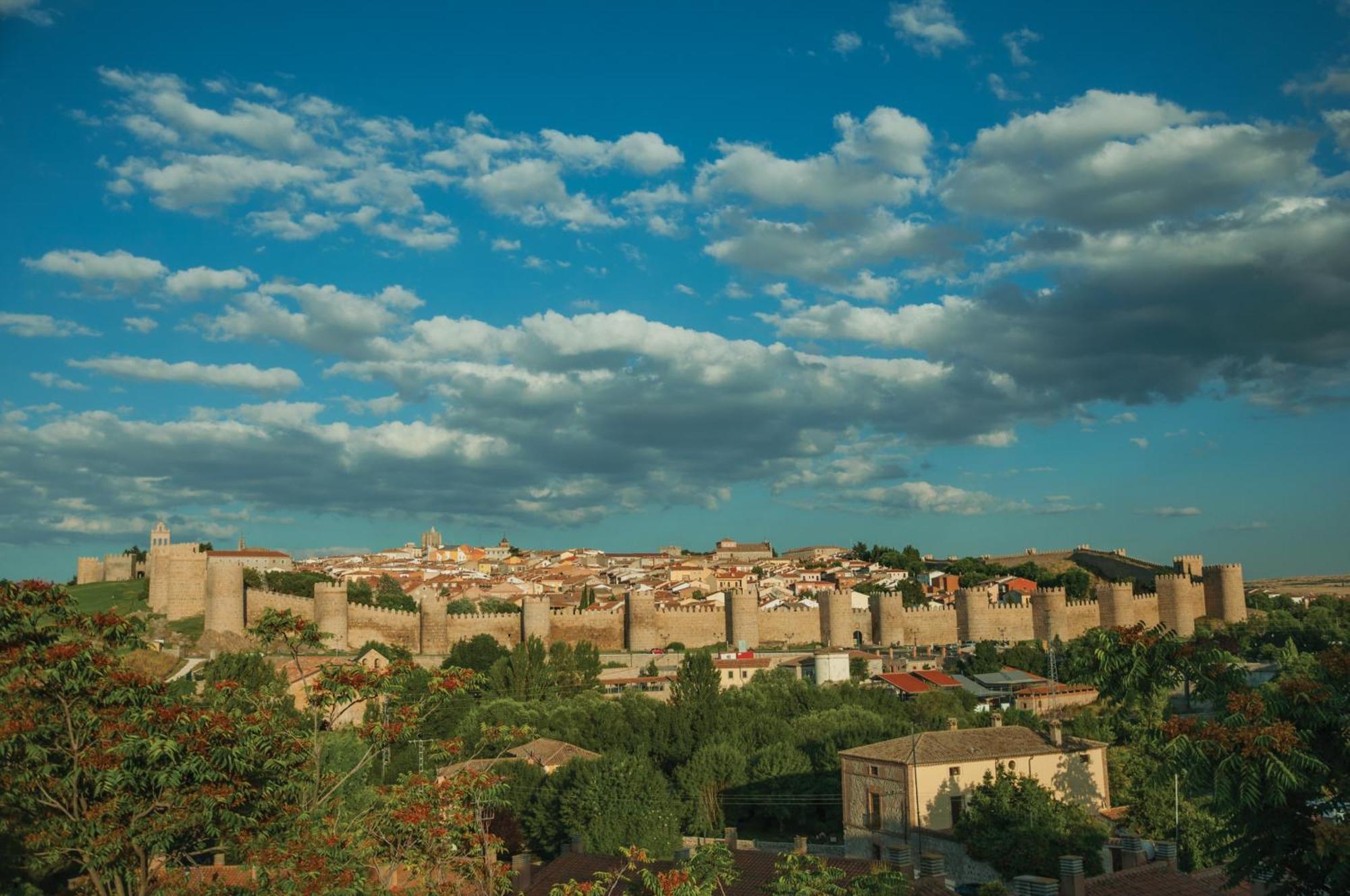 Oasis Suite Avila Bagian luar foto